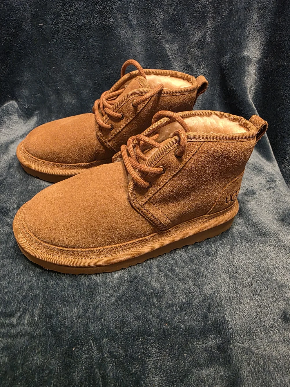 Size 13 UGG Kids Chestnut Suede Shearling-Lined Ankle Boots